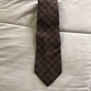 Louis Vuitton Damier Classique Tie